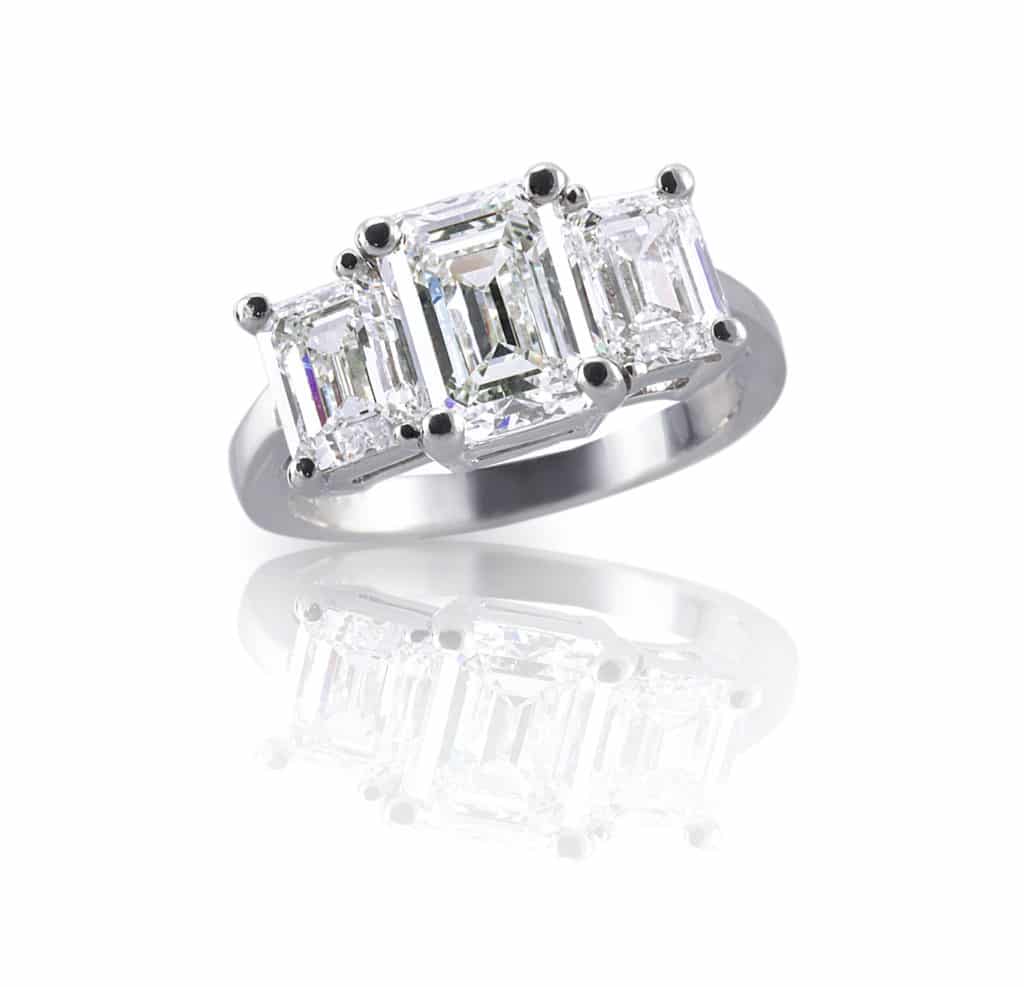 emerald cut engagement ring